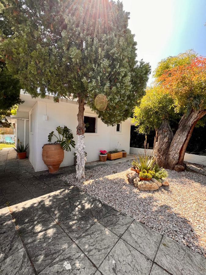 شقة Under The Vine Garden House Platánion المظهر الخارجي الصورة